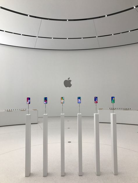 Apple Exhibition, Apple Store Design, Iphone Store, Apple Park, Event Display, Exhibition Display, Mobile Shop, Apple Store, Exhibition Stand