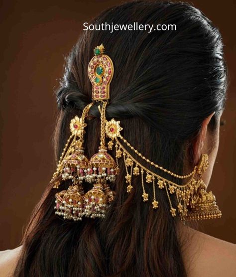 22 k gold hair clip and matilu photo Gold Hair Clip, Wedding Jewelry Sets Bridal Jewellery, Temple Jewelry Necklace, Women Products, Gold Hair Clips, Indian Bridal Jewelry Sets, Antique Jewellery Designs, Fancy Jewellery Designs, Bridal Accessories Jewelry