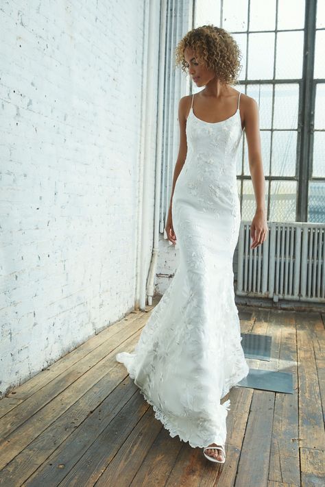 Fit-to-flare in bead and petal embroidered lace with neoprene lining, scoop neckline, and spaghetti straps Ombre Gown, Kelly Faetanini, Flare Gown, Designer Wedding Gowns, Romantic Bride, Bridal Fashion Week, Wedding Fabric, Perfect Wedding Dress, Dress Measurements