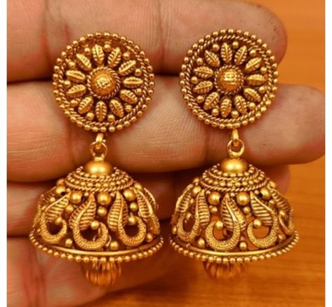 Nagas Jhumka, Gold Jhumka Earrings Bridal, Jhumkas Gold, Silver Jhumka Earrings, Beautiful Gold Earrings, Big Earrings Gold, Fashion Jewelry Necklaces Gold, Gold Jewelry Prom, Temple Jewellery Earrings