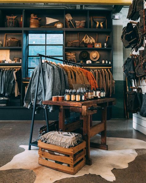 Bradley Mountain (@bradleymountain) • Instagram photos and videos Filson Store Interior, Industrial Retail Display, Western Shop Ideas, Industrial Boutique Design, Clothing Booth Display, Cx Design, Vintage Store Ideas, Cowboy Store, Camping Store