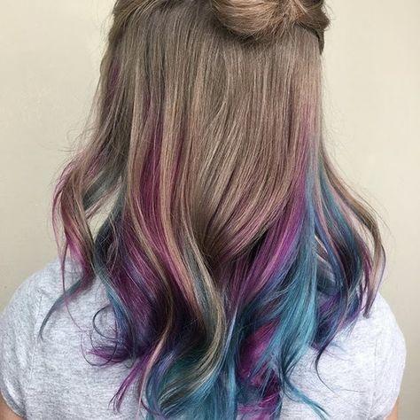 Hairdye Ideas, Hair Dye For Kids, Blue Tips Hair, Kids Hair Color, Dipped Hair, Unicorn Hair Color, Dyed Tips, Hair Dye Tips, Mermaid Hair Color