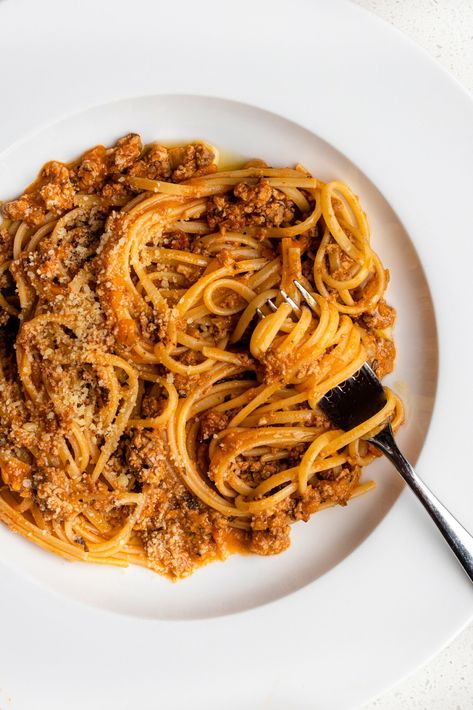 Best Spaghetti Bolognese Recipe, Creamy Tomato Pasta Sauce, Spaghetti Bolognese Sauce, Best Bolognese Sauce, Easy Homemade Pasta, Burnt Butter, Homemade Pasta Dough, Spaghetti Bolognese Recipe, Pork Ragu