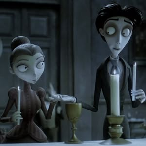 Victoria Everglot, Victor Van Dort, Tim Burton Animation, Corpse Bride Movie, Stop Motion Movies, The Corpse Bride, Victor Victoria, Tim Burton Corpse Bride, Tim Burton Characters