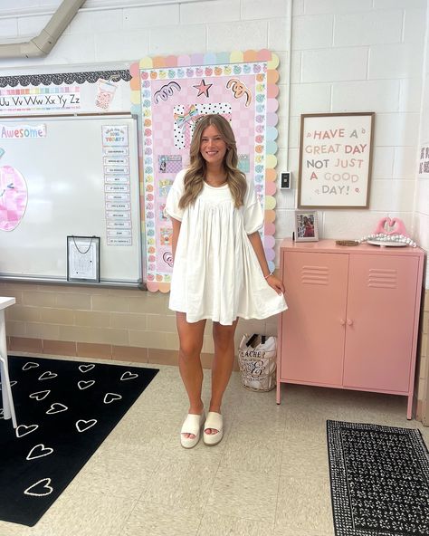 We are obsessed with how cute this classroom turned out! Cheers to an amazing school year Alexa! ❤️ Click the 🔗 in our profile to shop the Saved By The Pastel collection! #classroomdecor #classroominspiration #classroomtheme #classroomideas #pastelclassroom #newclassroom #teachersfollowteachers #teachertribe #teacherdecor Preppy Teacher, New Classroom, Classroom Inspiration, Elementary Teacher, Classroom Themes, Classroom Decor, School Year, My Girl, Career