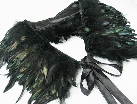 Feather Peacock Power Shoulder Caplet Shawl Cape Feather Collar Diy, Harpy Oc, Cosplay Raven, Plague Doctor Costume, Feather Peacock, Fashion Sketchbook Inspiration, Feather Collar, Raven Feather, Feather Cape