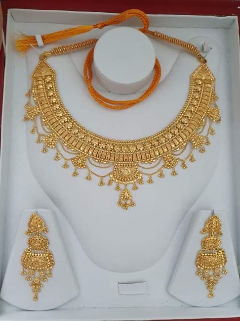 Nackles Gold Design New Simple, Gold Jewellery Bridal Indian, Indian Gold Sets Jewellery, Indian Gold Ring Designs, Jewelry Design Necklace Gold Indian, Gold Bridal Earrings Indian, Bridal Gold Jewellery With Price, Gold Jewelry Fashion Unique Necklace, Gold Bridal Jewellery Indian