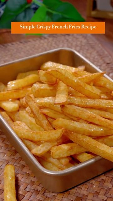 Side Dishes For Fish, French Fries Recipe, Crispy Chips, Homemade Cookbook, Crispy French Fries, Tastemade Recipes, Fries Recipe, Fish And Meat, Salad Side Dishes