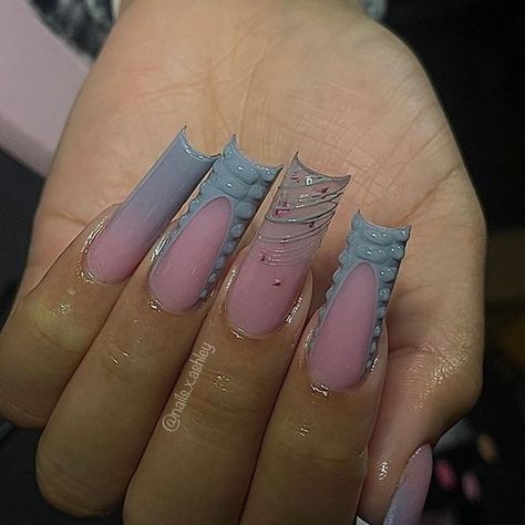 #follow #nailart #nailsofinstagram #nails #beautyblog #acrylicnails #longnails #blogging #blogger #blog Grey Acrylic Nails, Grey Nails, Grey Nail Designs, Acrylic Toe Nails, Subtle Nails, Simple Gel Nails, Colored Acrylic Nails, Pretty Gel Nails, Long Acrylic Nails Coffin