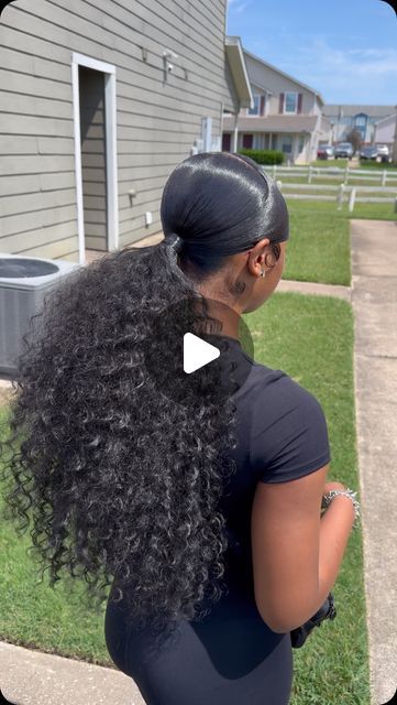 @slickedby.dadoll_ on Instagram: "Curly Ponytails Always Hittt Different 😍😍💫  SERVICE: Swoop Ponytail (2 Bundles Of Water Curl Organique Hair 30,30)   If viewing, Follow & Come Get @slickedby.dadoll_ 🎀😉!  Dm For Any Questions ✔️  • • • • • • • Follow #explorepage #explore #sleekponytail #ponytails #dfwponytails #stitchbraids #celebritybraids #celebritybraider #celebrityhairstylist #slickedbydadoll #pvamuhairstylist #pvamu #tsuhairstylist #cypresshairstylist #fortworthhairstylist" Sleek Extended Ponytail, High Deep Wave Ponytail Weave, Curly Ponytail With Swoop, Swoop Slick Back Ponytail, Long Slick Back Ponytail, Curly Bundles Hairstyles, Low Curly Ponytail Black Women, Deep Wave Ponytail Black Women, Swoop Ponytail Weave Curly