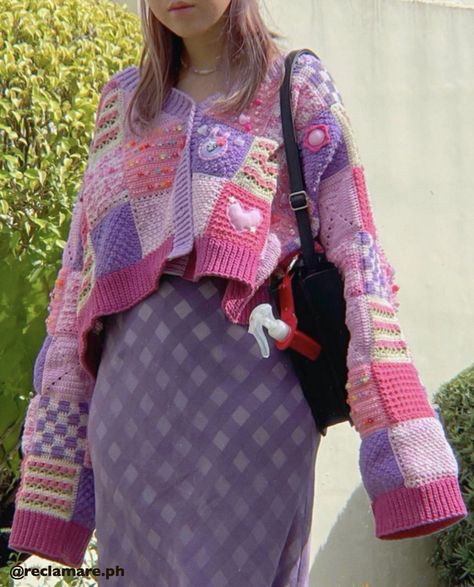 Crochet Clothes Cute, Crochet Cardigan Aesthetic, Modest Crochet, Pink And Purple Crochet, Pastel Crochet, Purple Crochet, Quick Crochet Patterns, Kawaii Crochet, Funky Outfits