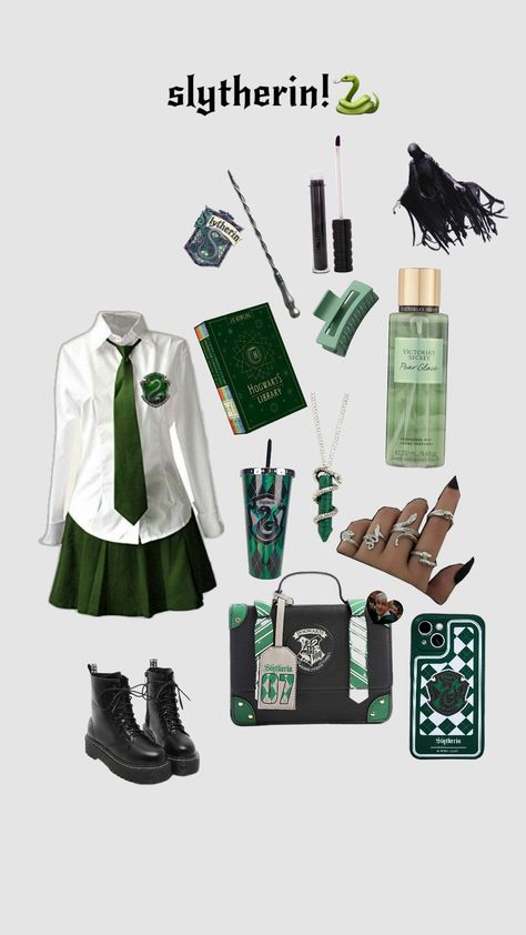 sonserina 🐍 Slytherin Uniform Female, Cute Slytherin Outfits, Slytherin Halloween Costume, Slytherin Aesthetic Outfit, Hp Outfits, Slytherin Cosplay, Slytherin Uniform, Sleep Outfit, Harry Potter Halloween Costumes