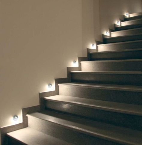 Iluminación técnica para exterior e interior con luz led , modelo Zen (Espacio Aretha agente exclusivo para España).: Stairs With Lights, Staircase Lighting Ideas, Stairway Lighting, Staircase Design Modern, Stairs Design Interior, Stair Lights, House Staircase, Interior Staircase, Escalier Design