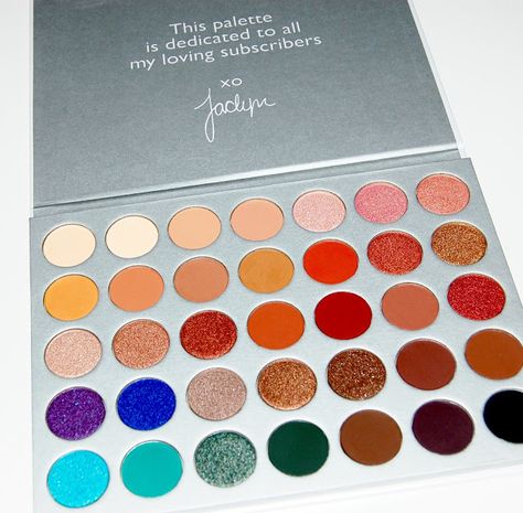 Morphe X Jaclyn Hill Eyeshadow Palette https://www.morphebrushes.com/products/jh2-jaclyn-hill-ii-palette?icn=9-19-17_jh2_restock&ici=HP_Hero Jaclyn Hill Eyeshadow Palette, New Eyeshadow Palettes, Hair Shadow, Cute Eyeshadow Looks, Makeup Pallets, Jaclyn Hill Palette, Makeup Palettes, Unique Makeup, Jaclyn Hill