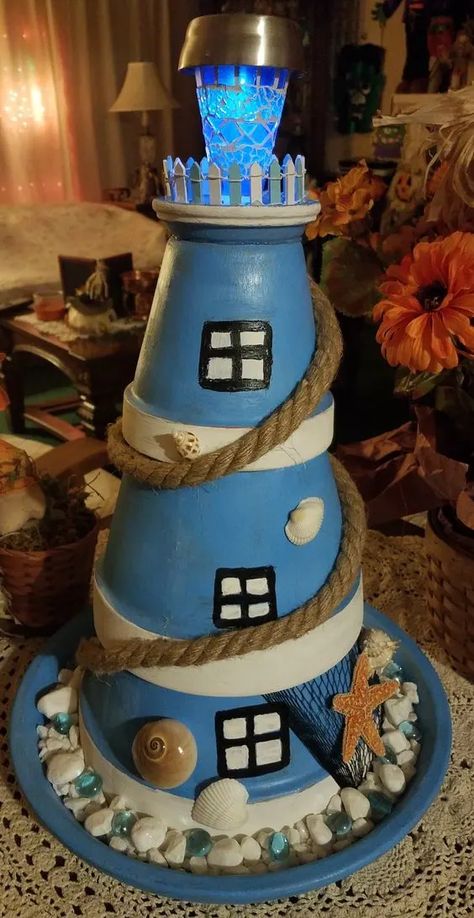 Diy Lighthouse, Clay Pots Crafts, Clay Pot Lighthouse, Clay Pot Art, Lighthouse Crafts, Pots Crafts, Clay Pot Ideas, Clay Pot Projects, Flower Pot People