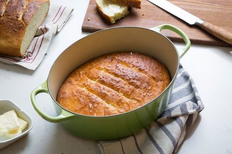 11 Things You Should Know Before Buying Le Creuset Cookware Le Creuset Recipes, Best Dutch Oven, Oven Bread, Sourdough Recipe, Dutch Oven Bread, Slow Cooked Meat, Le Creuset Cookware, Yeast Breads, Dutch Oven Recipes