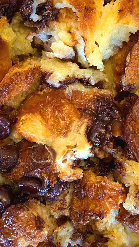 This air fryer bread pudding is amazing! Golden and puffy on the outside, creamy and tender on the inside, what a perfect way to use up leftover bread! Air Fryer Bread Pudding, Bread Pudding From Leftover Cake, Leftover Cake Bread Pudding, Air Fryer Bread And Butter Pudding, Mimi’s Cafe Bread Pudding, Air Fryer Recipes Dessert, Chocolate Bread Pudding, Keto Chocolate Chip Cookies, Comfort Desserts