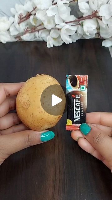 Health | Beauty | Fitness on Instagram: "Bridal Special Potato Face pack & dark Circles Remove   Coffee+ potato+sugar+honey   #skincaretips #beautytips  #naturalremedies #beautybloggers #selfcare #removemakeup #koreanskincare #koreanskincareroutine  #homeremedies #viralvideo #reelkarkedekho❤️❤️❤️❤️" Potato Face Pack For Glowing Skin, Potato For Skin, Potato Face, Dark Circle Remedies, Beauty Courses, Face Glow, Beautiful Skin Care, Honey Face, Face Pack