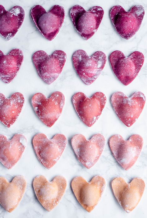 These ombré heart ravioli are the perfect special Valentine's day dinner dish! They're filled with ricotta and thyme, and finished in a sage brown butter sauce. Perfection! #heartravioli #beetravioli #valentinesday #valentinesdayfood #valentinesdaydinner #ravioli #pinacooks Heart Ravioli, Zucchini Dinner, Butter Sage Sauce, Ravioli Recipes, Day Ideas, Brown Butter Sage, Brown Butter Sage Sauce, Sage Sauce, Recipes Zucchini