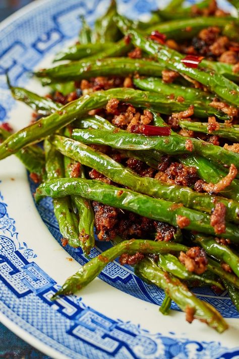 Beans And Pork Recipes, Wrinkled Green Beans, Chinese Green Beans With Pork, Sichuan Green Beans, Asian Beans Recipe, Chinese Beans Recipe, Sichuan Peppercorn Recipes, Surfer Diet, Chinese Beans