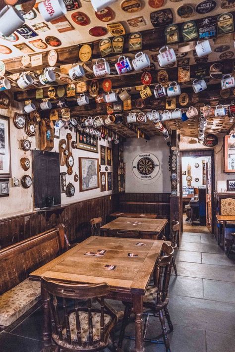 Retail Cafe Design, Village Pub Interior, Irish Pubs Interiors, Small Town Pub Aesthetic, Old Pub Interior, German Pub Interior, Old Pub Interior Ideas, Old Irish Pub Interior, Old English Pub Interior