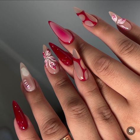 Aesthetic Nails Red, Strong Healthy Nails, Hello Nails, Nail It, Edgy Nails, Daily Nail, Nail Care Routine, Classy Acrylic Nails, Almond Acrylic Nails