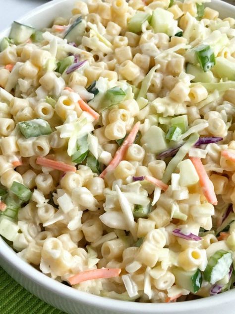 Coleslaw Pasta Salad, Coleslaw Pasta, Spring Pasta Salad, Traditional Pasta, Spring Pasta, Ditalini Pasta, Easy Pasta Salad Recipe, Bbq Picnic, Best Pasta Salad