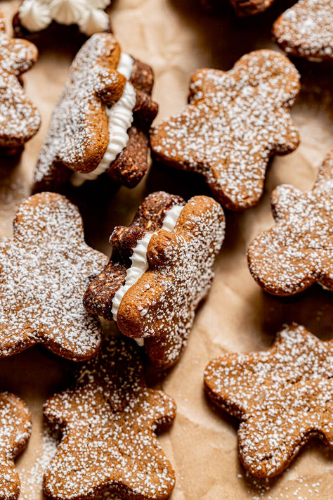 Tis the season for holiday cookies! These yummy gluten-free and vegan Gingerbread Sandwich Cookies are a great addition to your holiday spread. Gift to friends and family or keep them all for yourself. Christmas Cookies Nyt, Aesthetic Gingerbread Cookies, Oatmeal Iced Cookies, Gingerbread Cookie Sandwich, Christmas Cookie Sandwiches, January Cookie Ideas, Unique Holiday Cookies, Christmas Sandwich Cookies, Gingerbread Slice