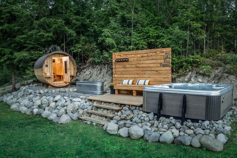 Outdoor Ice Bath Ideas, Backyard Sauna Cold Plunge, Outdoor Sauna And Ice Bath, Barrel Sauna Backyard, Barrel Sauna Landscaping, Sauna Hot Tub Combo Outdoor, Outdoor Wellness Area, Garden Sauna Ideas, Ice Bath Tub Diy