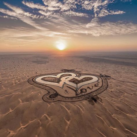 The new "Love Lake" in Al Qudra is the latest must-see destination in Dubai! The new “Love Lake” has been carved out next to the man-made… Intertwined Hearts, Luxury Boat, Living In Dubai, Symbol Of Love, Dubai City, Tourist Places, Two Hearts, In The Desert, Dubai Uae