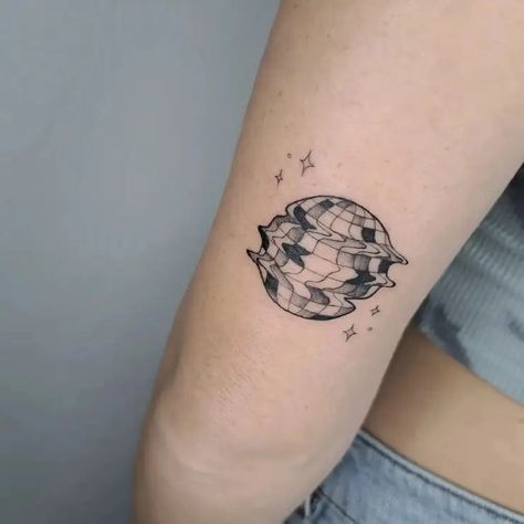 Distorted Disco Mirrorball Tattoo Idea & Design on Upper Arm Mirrorball Tattoo Done By Glitter Disco Ball Tattoo, Disco Snail Tattoo, Tiny Disco Ball Tattoo, Disco Tattoo, Mirrorball Tattoo, Disco Ball Tattoo, Snail Tattoo, Upper Arm Tattoo, Ball Tattoo