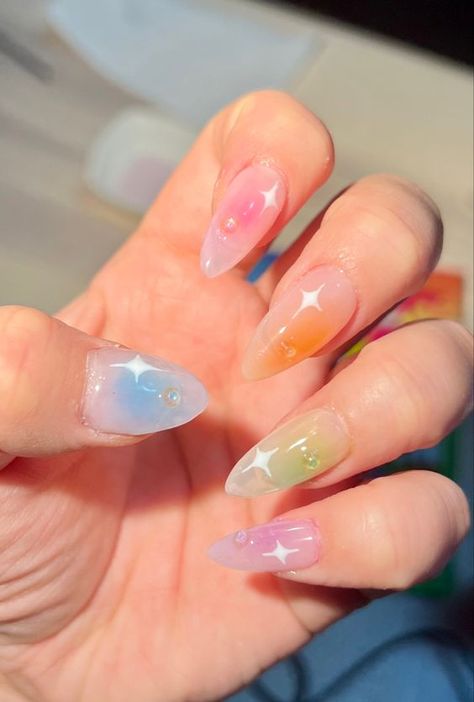 Spring House, Nails Green, Summery Nails, Vibrant Nails, Nails Almond, Nails Black, Rainbow Nails, Star Nails, Pastel Nails