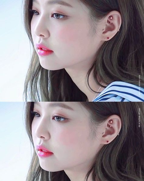 These 17 Female Idols Will Make You Want Piercings ASAP - Koreaboo Jennie Piercing, Jennie Earrings, Unique Ear Piercings, Ear Peircings, Ear Piercings Chart, Double Ear Piercings, Cool Ear Piercings, Cute Ear Piercings, Jennie Kim Blackpink