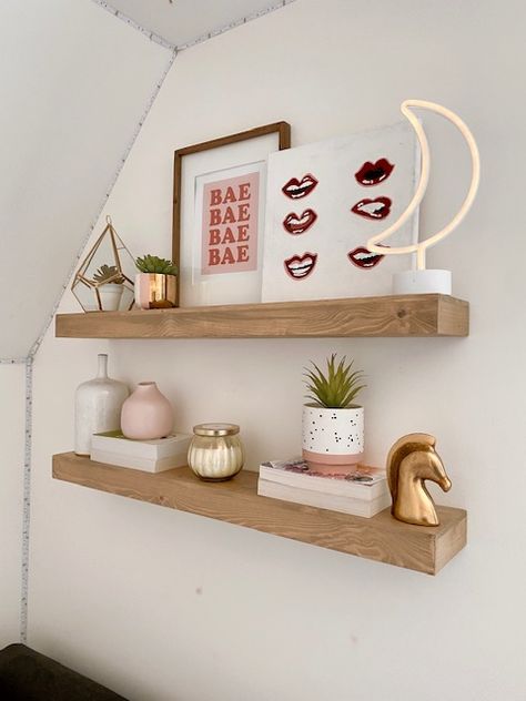 Teen Bedroom Shelves Ideas | Home Decor | She Gave It A Go Cool Teen Bedrooms, Shelf Decor Bedroom, Hangout Room, Teen Girl Bedroom, New Room Ideas, Teen Room Decor, Redecorate Bedroom, Cute Bedroom Decor, Makeover Bedroom