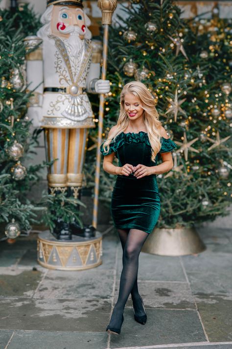 Charleston place Christmas holiday season velvet green dress outfit
The charleston place 
Charleston blogger guide hotel 
Christmas holiday fashion mini dress inspo aesthetic Green Velvet Dress Christmas Family Pictures, Green Velvet Dress Christmas Photos, Christmas Dress Green Velvet, Green Velvet Dress With Ckear Heels, Dress Inspo Aesthetic, Retro Green Velvet Dress, Velvet Green Dress, Fashion Mini Dress, Velvet Christmas Dress