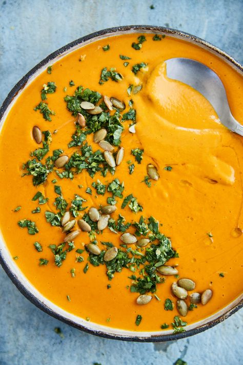 What To Do With Extra Carrots, Nutmeg Recipes Food, Carrot And Coconut Soup, Carrot Meals, Curried Soup, Carrot Soup With Coconut Milk, Carrot Curry Soup, Carrot Coconut Curry Soup, Coconut Curry Soup Vegan