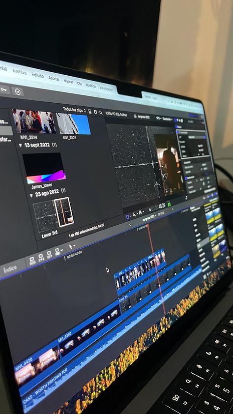 Video Editing Setup, Video Editor Aesthetic, Video Editing Studio, Camera Snap, Editing Aesthetic, Ilmu Ekonomi, Healthy Food Logo, Editing Studio, Editing Images