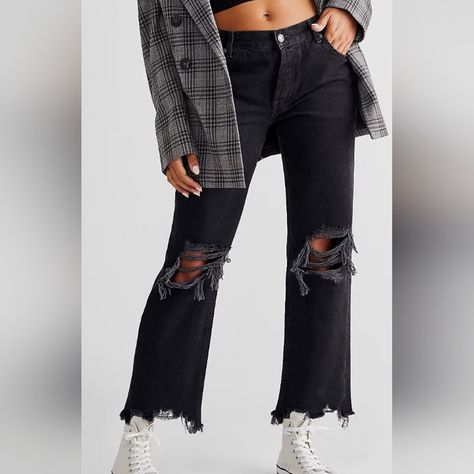 Reposhing This Item I Purchased From @Tudorgeek. Loved It, But They Run Small And Didn’t Fit Questions? Leave A Comment Below! Vintage Crewneck, Free Jeans, Free People Jeans, Black Denim Jeans, Slim Straight Jeans, Free People Black, Crop Sweatshirt, Colored Jeans, Wide Leg Jeans