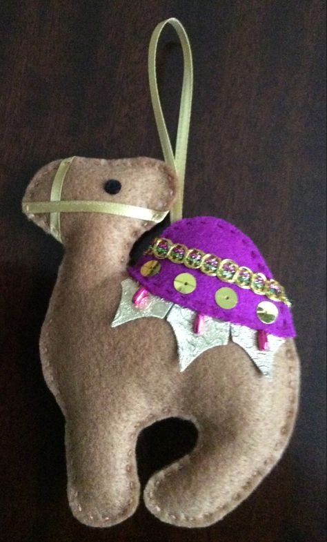 Camel Ornament Diy, Indian Dolls, Ornament Diy, Felt Christmas Decorations, 2023 Christmas, Felt Decorations, Felt Christmas Ornaments, Christmas Makes, Nativity Set