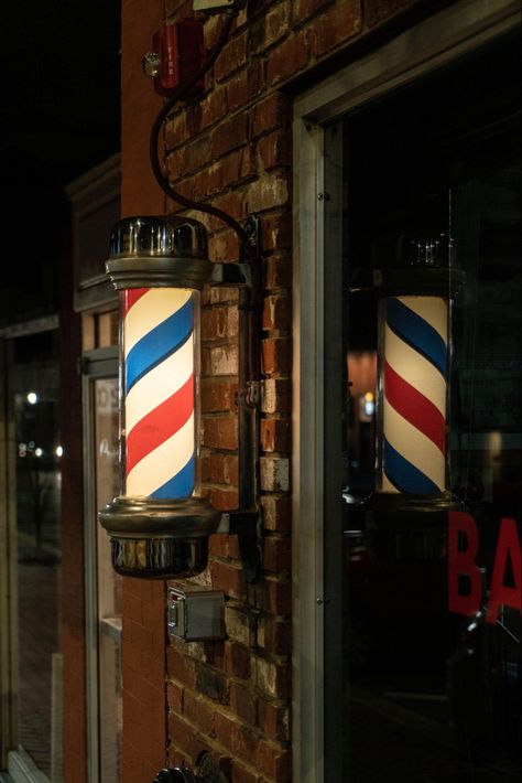 Barber Appointments Available, Barber Shop Aesthetic, Barber Wallpaper, Barber Aesthetic, Barber Shop Design, Barber Photo, Local Barber Shop, Barber Shop Pictures, Barber Shop Pole