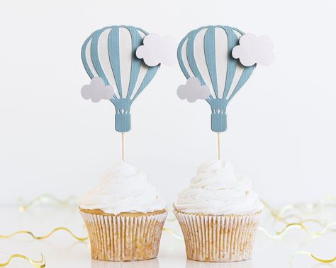 Hot Air Balloon Cupcakes, Tractor Cupcakes, Balloon Cupcakes, Tiffany Party, Tractor Birthday, Twins Baby Shower, Confetti Party, Confetti Balloons, Themed Cupcakes