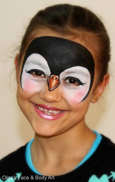 Penguin face painting design Madagascar Musical, Diy Christmas Light Decorations, Animal Face Paintings, Christmas Face Painting, Girl Face Painting, Painting Kids, Face Painting Easy, Reindeer Face, Kids Face Paint