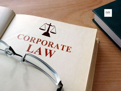 Generally, they serve just one client, i.e., the corporation they work for. As a company lawyer, he's called upon to handle a spread of legal tasks including corporate taxes, mergers and acquisitions, corporate structure issues, employment law, and various other legal matters. Property Business, Law School Life, Law School Inspiration, Business Lawyer, My Future Job, Career Vision Board, Corporate Law, Employment Law, Future Jobs