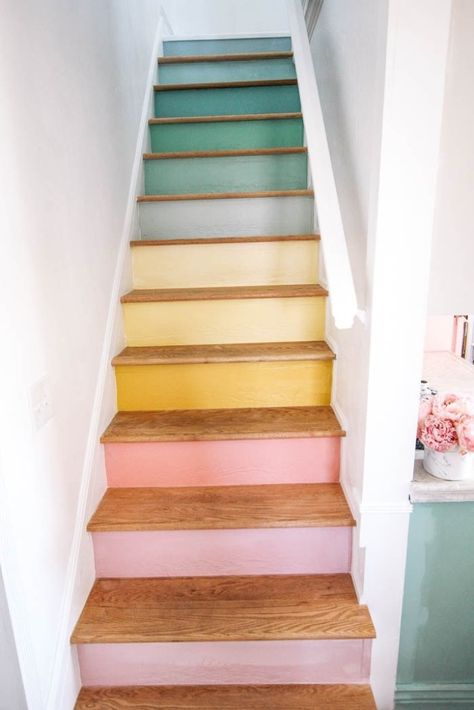 Reveal of my rainbow stairs! Ready to see my staircase makeover?! This is a DIY project with wood oak treads and painted raisers to look like a pastel rainbow. I wanted a modern and unique design. These stairs used to have carpet. After that it was a second layer of stairs. The decor is looking much better with a simple railing and then pastel rainbow risers Stairs Painted, Rainbow Stairs, Staircase Makeover, Diy Stairs, Project Planner, Home Design Decor, Diy Wood Projects, Architectural Digest, My New Room