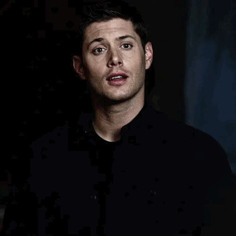 Dean Winchester Gif, Dean Gif, Spn Dr, Supernatural Gif, Supernatural Sam Winchester, Dracula Castle, Canon Ship, Supernatural Gifs, Jensen Ackles Supernatural