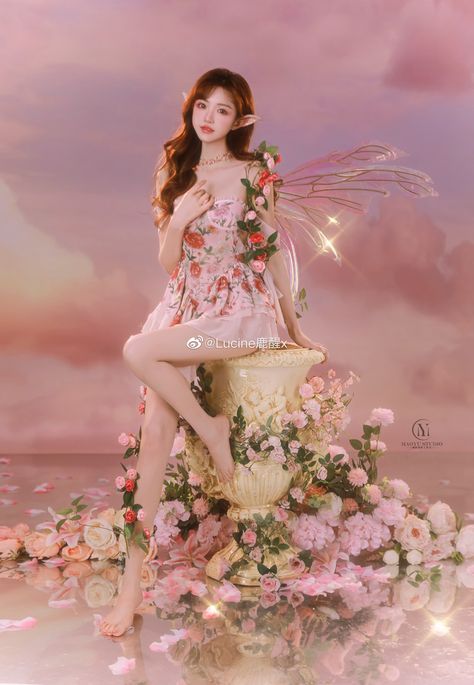 Fairy Photoshoot Ideas Indoor, Fairy Concept Photoshoot, Thumbelina Dress, Fairy Photoshoot Ideas, Fairy Poses, Cupid Dress, Lighting Mood, Body Type Drawing, Fairy Photoshoot