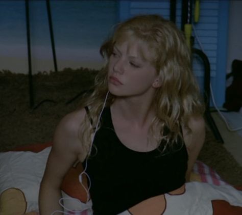 Rikki H2o, Cariba Heine, No Ordinary Girl, H2o Mermaids, Mako Mermaids, Mermaid Aesthetic, Ordinary Girls, Movie Characters, Iconic Characters