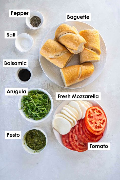 Easy Pesto Sandwich, Caprese Salad Sandwich, Capris Sandwich, Ciabatta Recipe Sandwich, Sandwiches With Mozzarella, Pesto Salami Sandwich, Pesto Ciabatta Sandwich, Baguette Meal Ideas, Pesto Tomato Mozzarella Sandwich