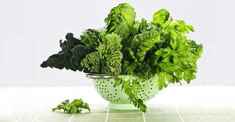 How to Cook Greens: Recipes, Cooking and Storing Tips By Mark Sutton Salad Macaroni, Magnesium Benefits, Metabolic Diet, Dark Leafy Greens, How To Make Pesto, Fast Metabolism Diet, Leafy Vegetables, Fast Metabolism, Green Vegetables