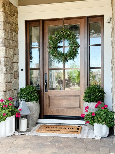 Wreath with cotton